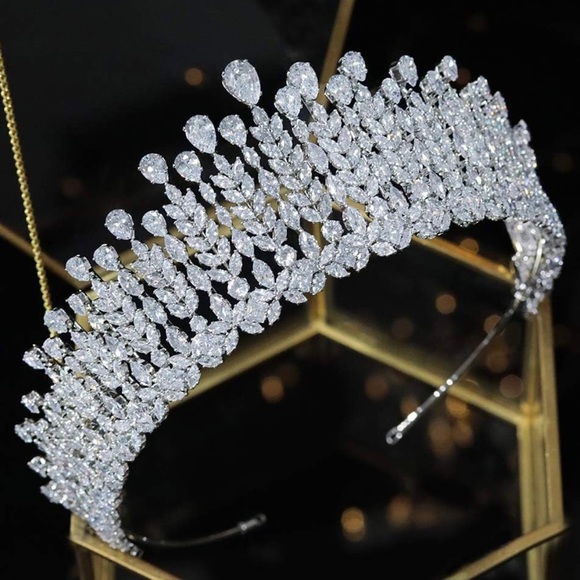 New Aoligrace Wedding Tall Cubic Zirconia Tiaras Queen CZ Pageant Crowns 👑👑👸 - Picture 5 of 5